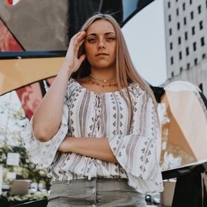 Meet your Posher, Jade